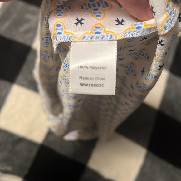 41 Hawthorn Geometric Patterned Sleeveless Blouse. Size Small - Picture 13 of 14